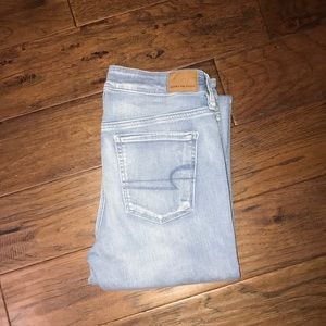 AE High-Waist Jeggings